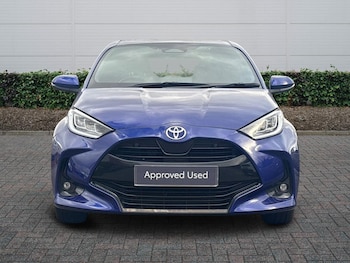 Used Toyota Yaris 2024 for sale - 77826208: Photo