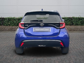 Used Toyota Yaris 2024 for sale - 77826208: Photo