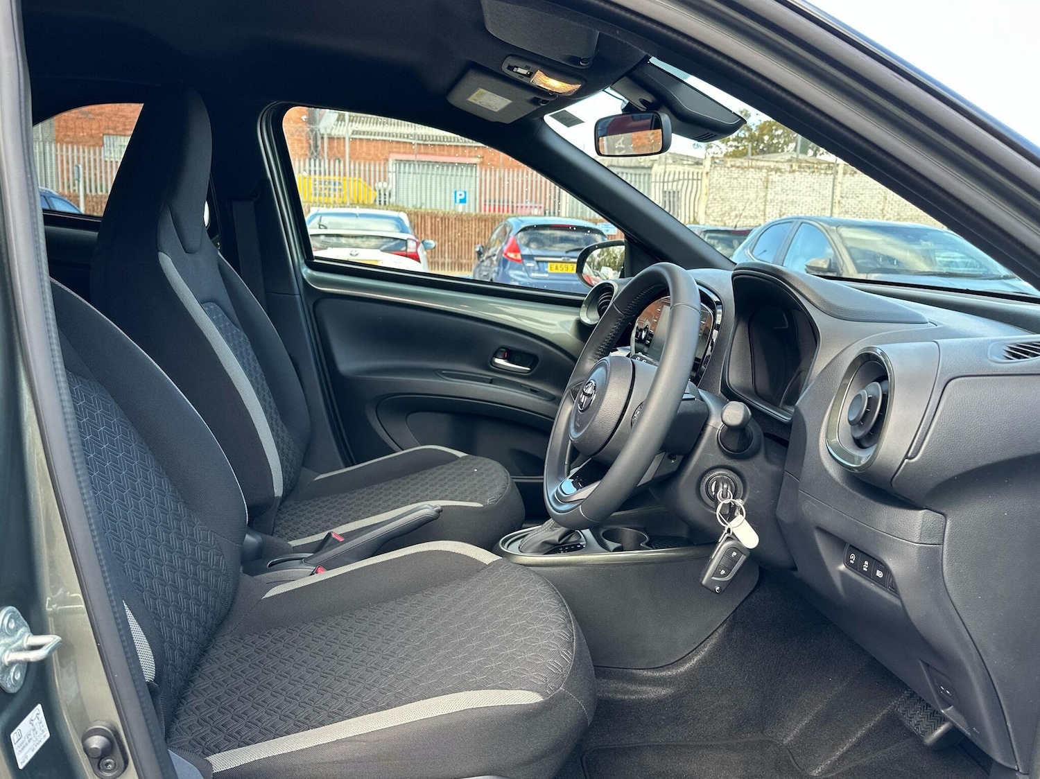 Used Toyota Aygo X 2022 for sale - 76359806: Photo 11