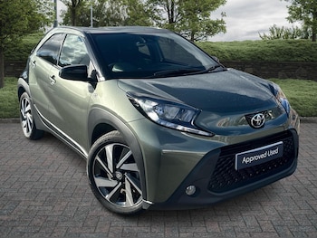 2022 (72) - 1.0 VVT-i Edge 5dr Auto