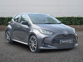 Used Toyota Yaris 2024 for sale - 79338675: Photo