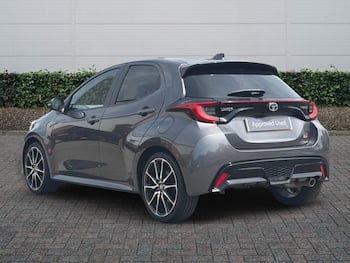 Used Toyota Yaris 2024 for sale - 79338675: Photo
