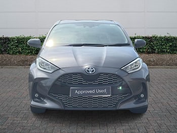 Used Toyota Yaris 2024 for sale - 79338675: Photo