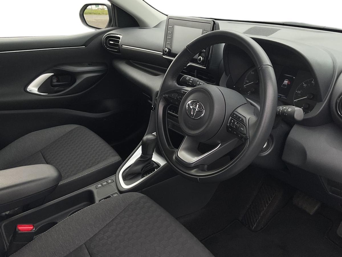 Used Toyota Yaris 2022 for sale - 76539525: Photo 12