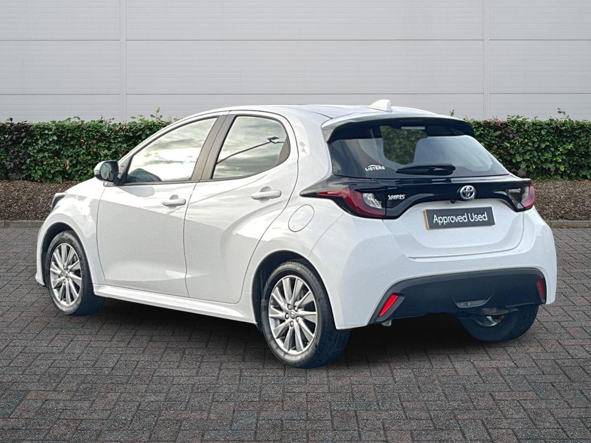 Used Toyota Yaris 2022 for sale - 76539525: Photo 2