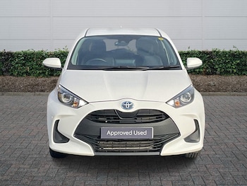 Used Toyota Yaris 2022 for sale - 76539525: Photo
