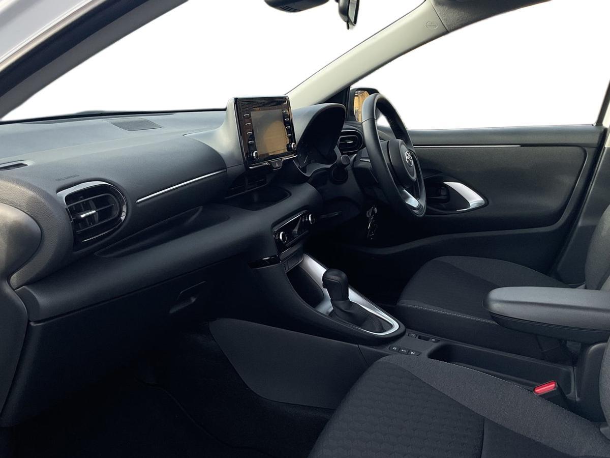 Used Toyota Yaris 2022 for sale - 76539525: Photo 7