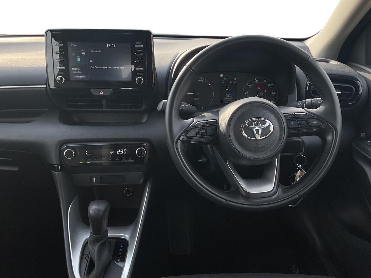 Used Toyota Yaris 2022 for sale - 76539525: Photo 8