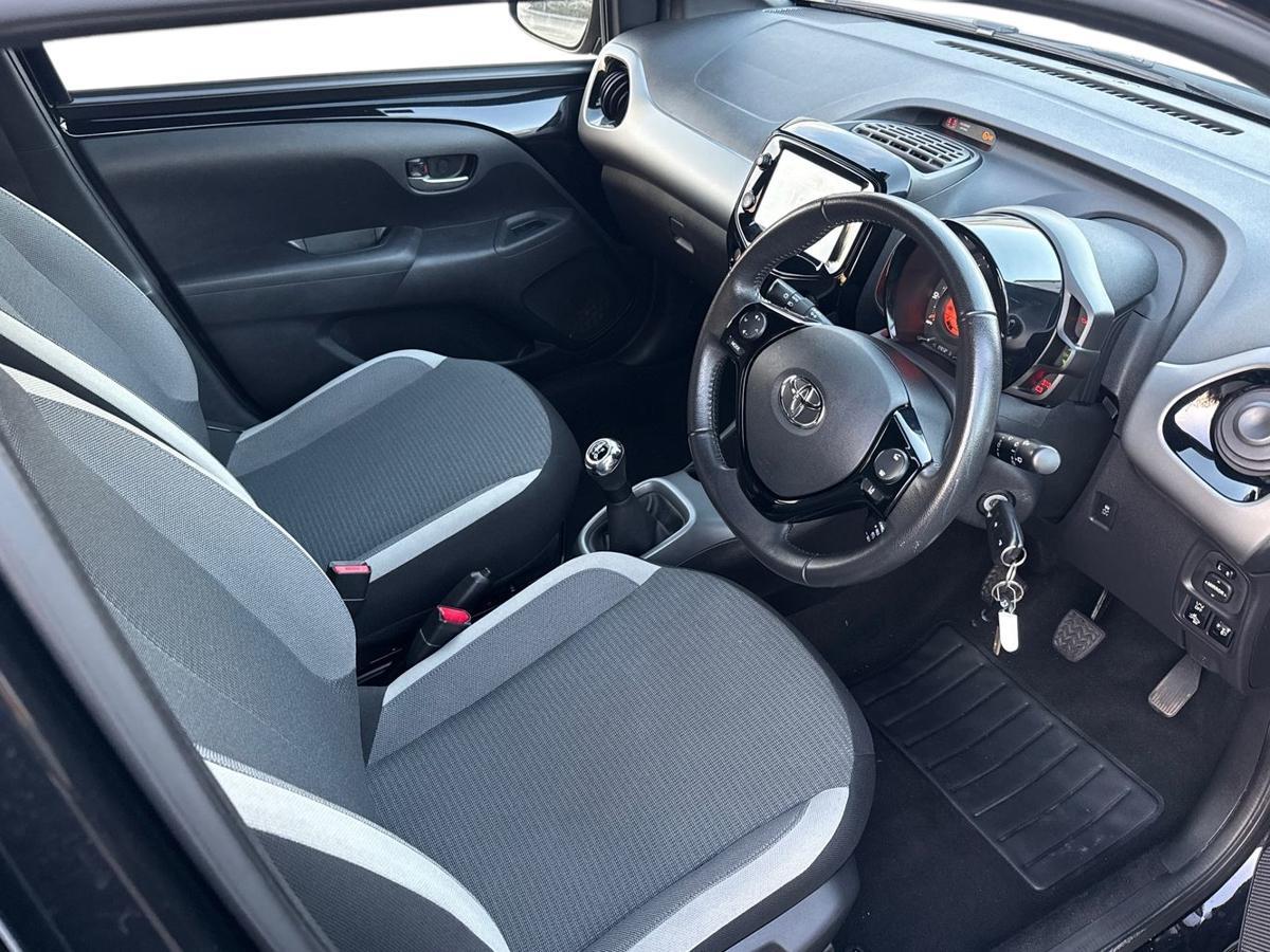 Used Toyota AYGO 2021 for sale - 76888256: Photo 12