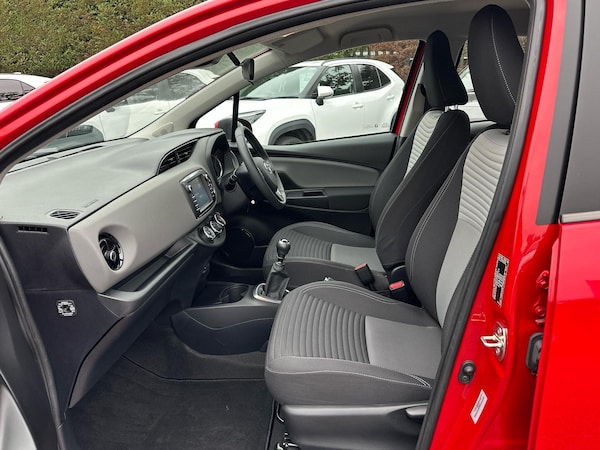Used Toyota Yaris 2020 for sale - 76309288: Photo 10