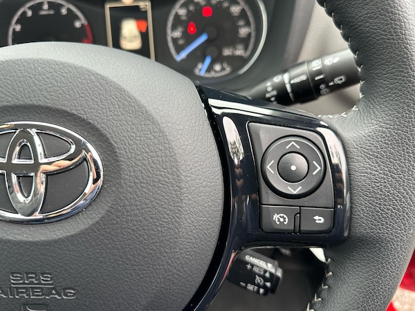 Used Toyota Yaris 2020 for sale - 76309288: Photo 28
