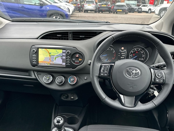 Used Toyota Yaris 2020 for sale - 76309288: Photo 5
