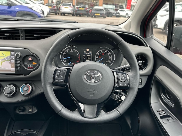 Used Toyota Yaris 2020 for sale - 76309288: Photo 6