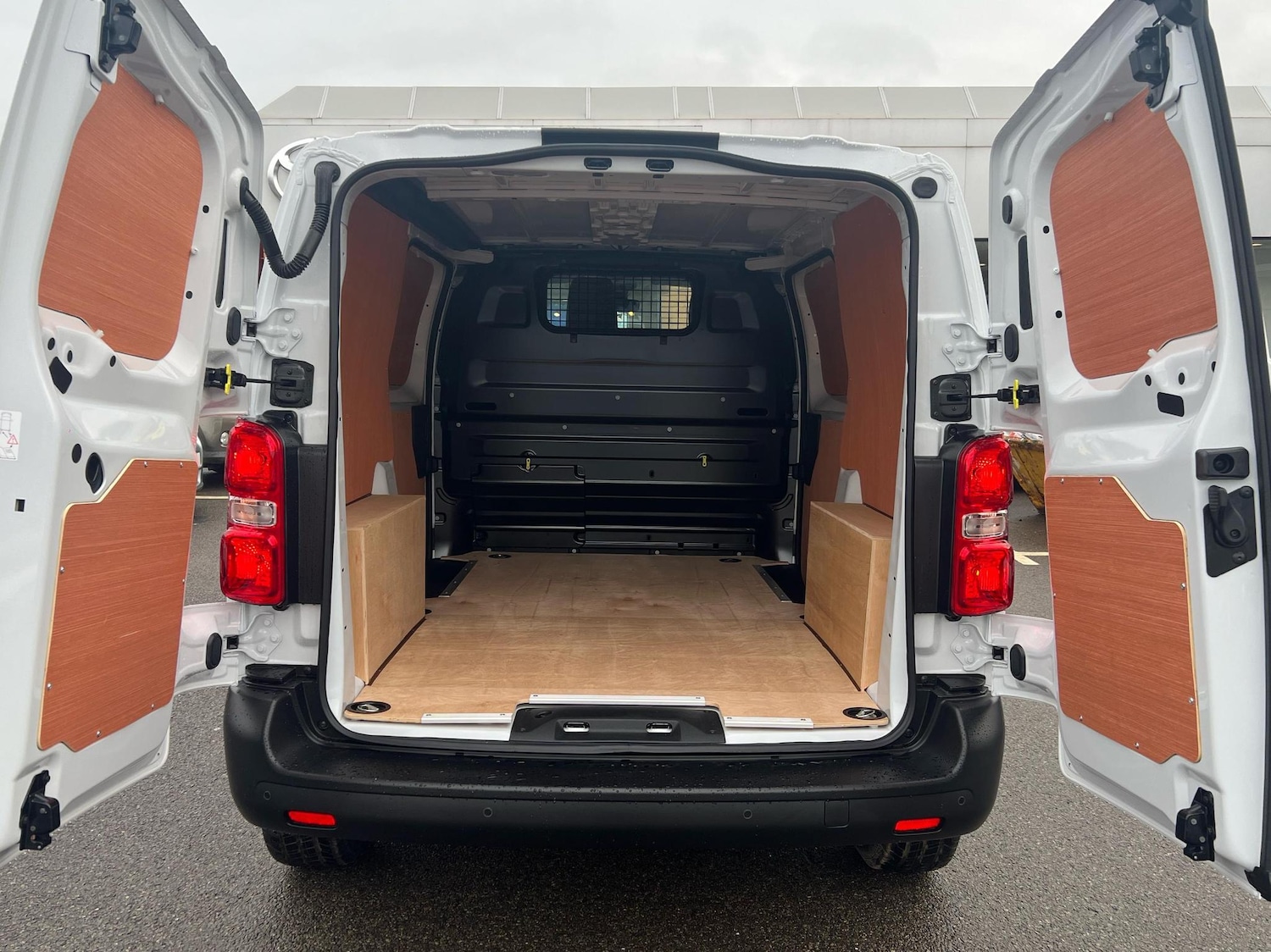 Used Toyota ProAce 2023 for sale - 77280558: Photo 14