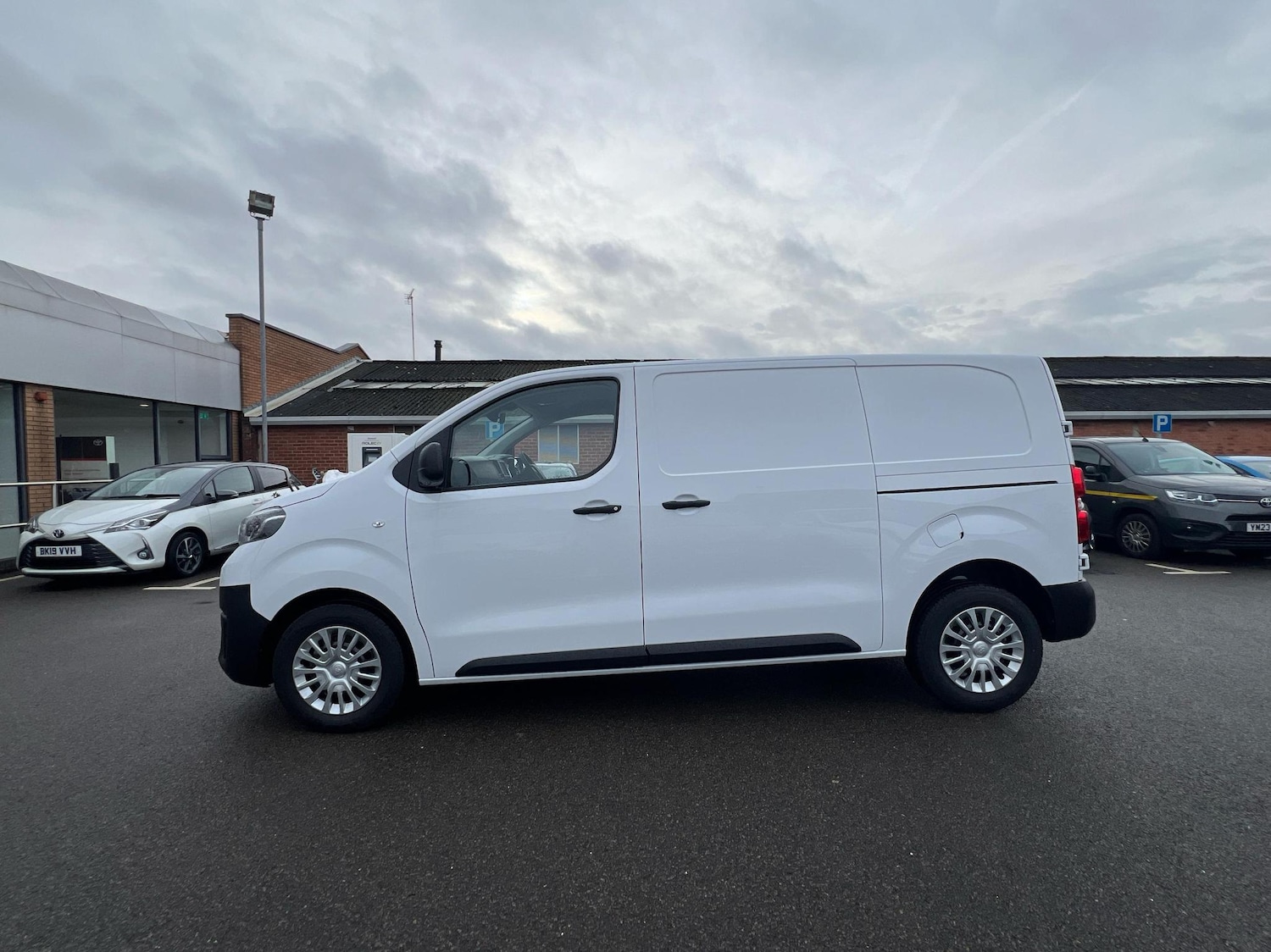 Used Toyota ProAce 2023 for sale - 77280558: Photo 17
