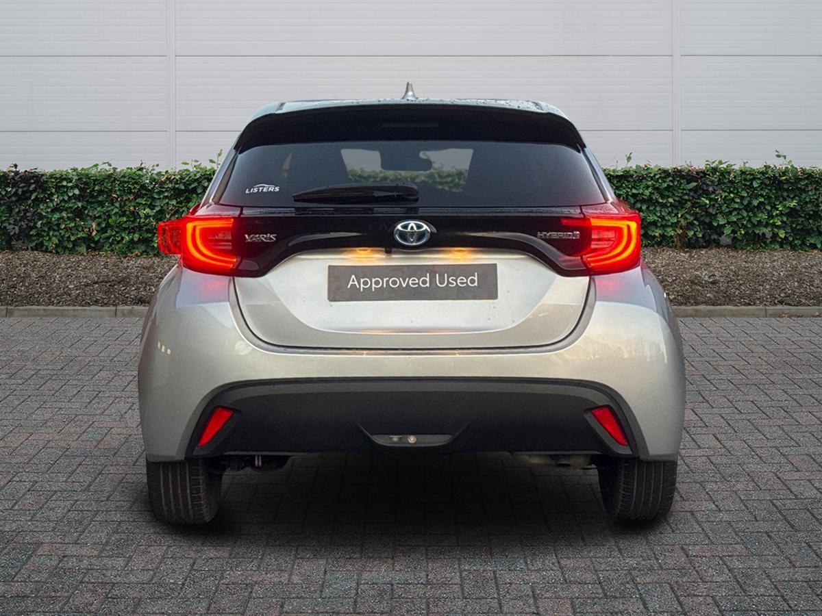 Used Toyota Yaris 2023 for sale - 76730806: Photo 4