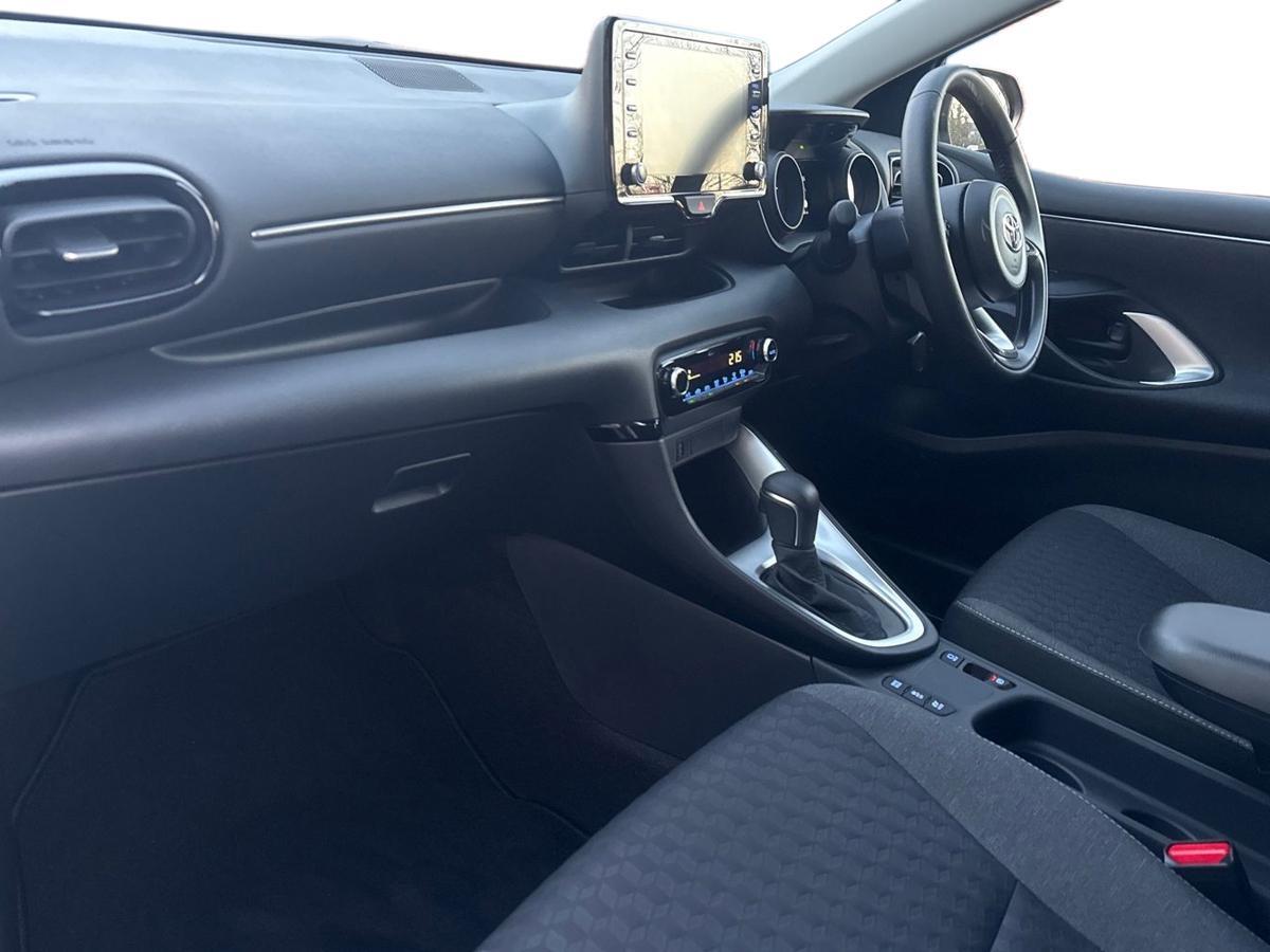 Used Toyota Yaris 2023 for sale - 76730806: Photo 7