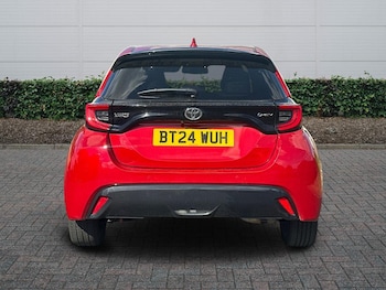Used Toyota Yaris 2024 for sale - 79375479: Photo
