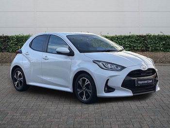 Used Toyota Yaris 2025 for sale - 77724922: Photo