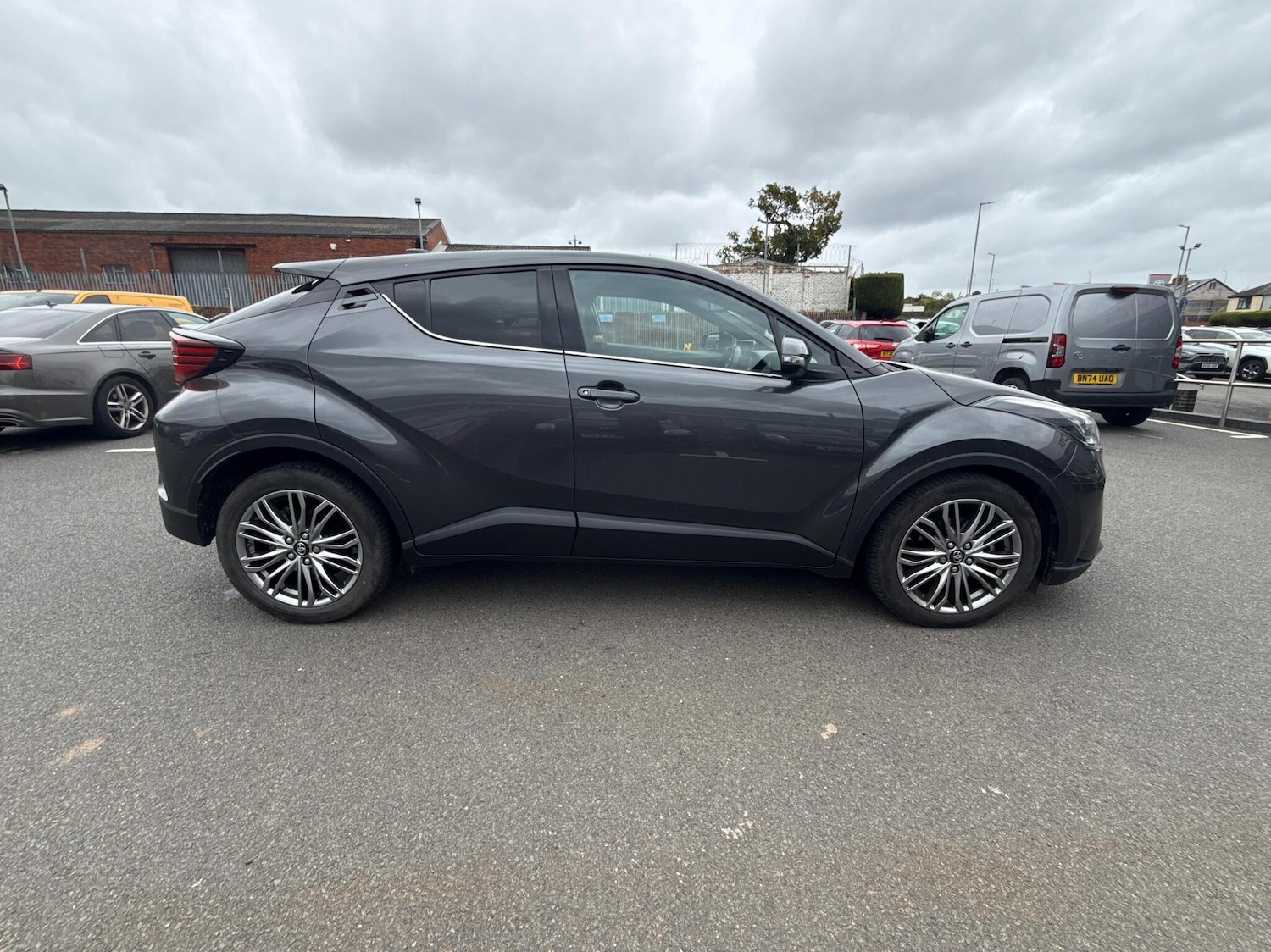 Used Toyota C-HR 2023 for sale - 76139797: Photo 27