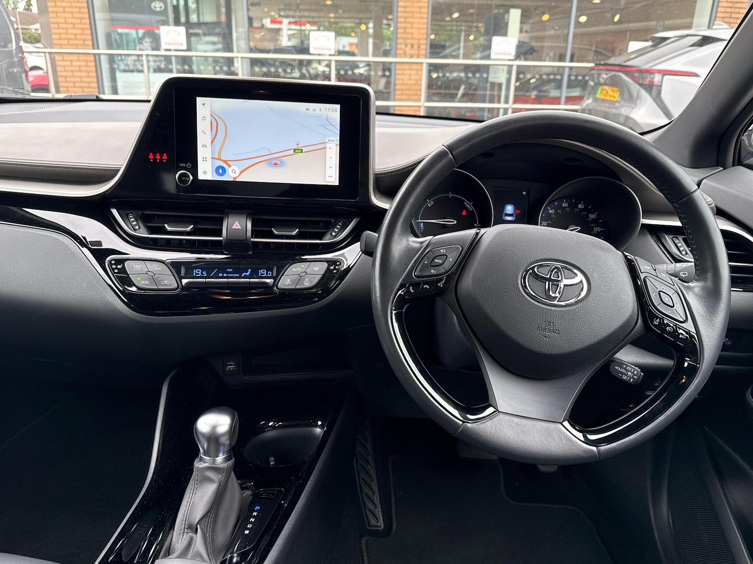 Used Toyota C-HR 2023 for sale - 76139797: Photo 5