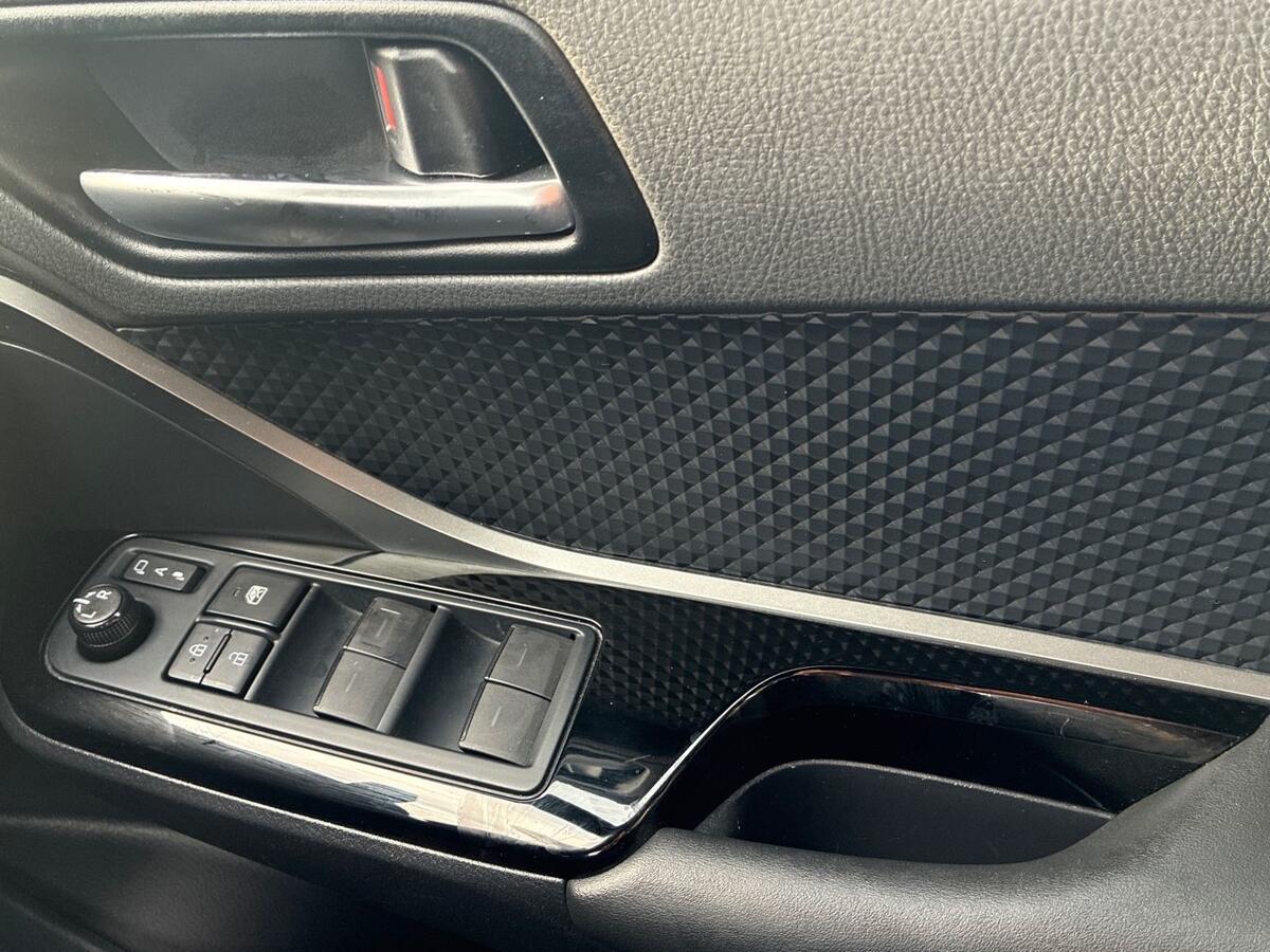 Used Toyota C-HR 2022 for sale - 77401191: Photo 15