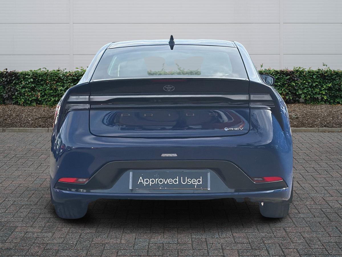 Used Toyota Prius 2025 for sale - 77587940: Photo 4