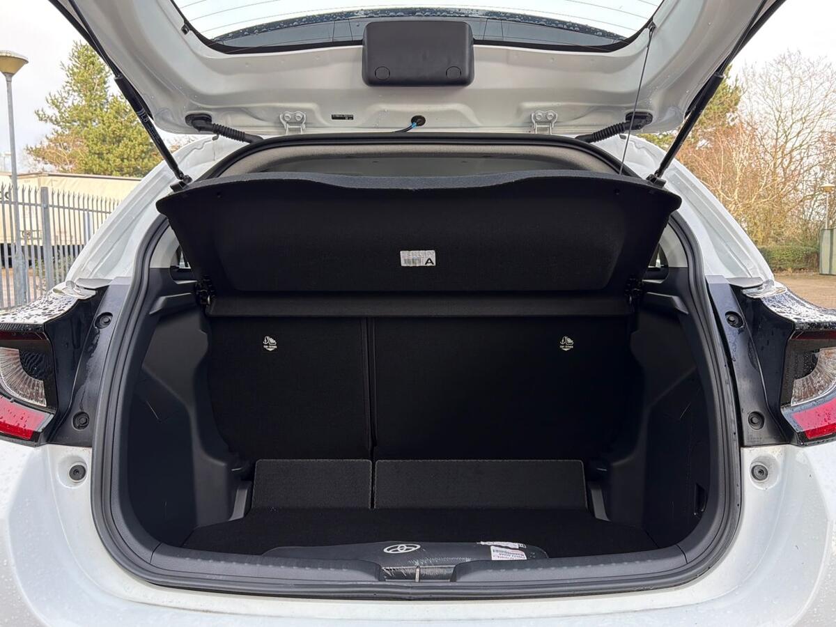 Used Toyota Yaris 2025 for sale - 76716805: Photo 10