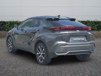 Used Toyota C-HR 2024 for sale - 79077274: Photo