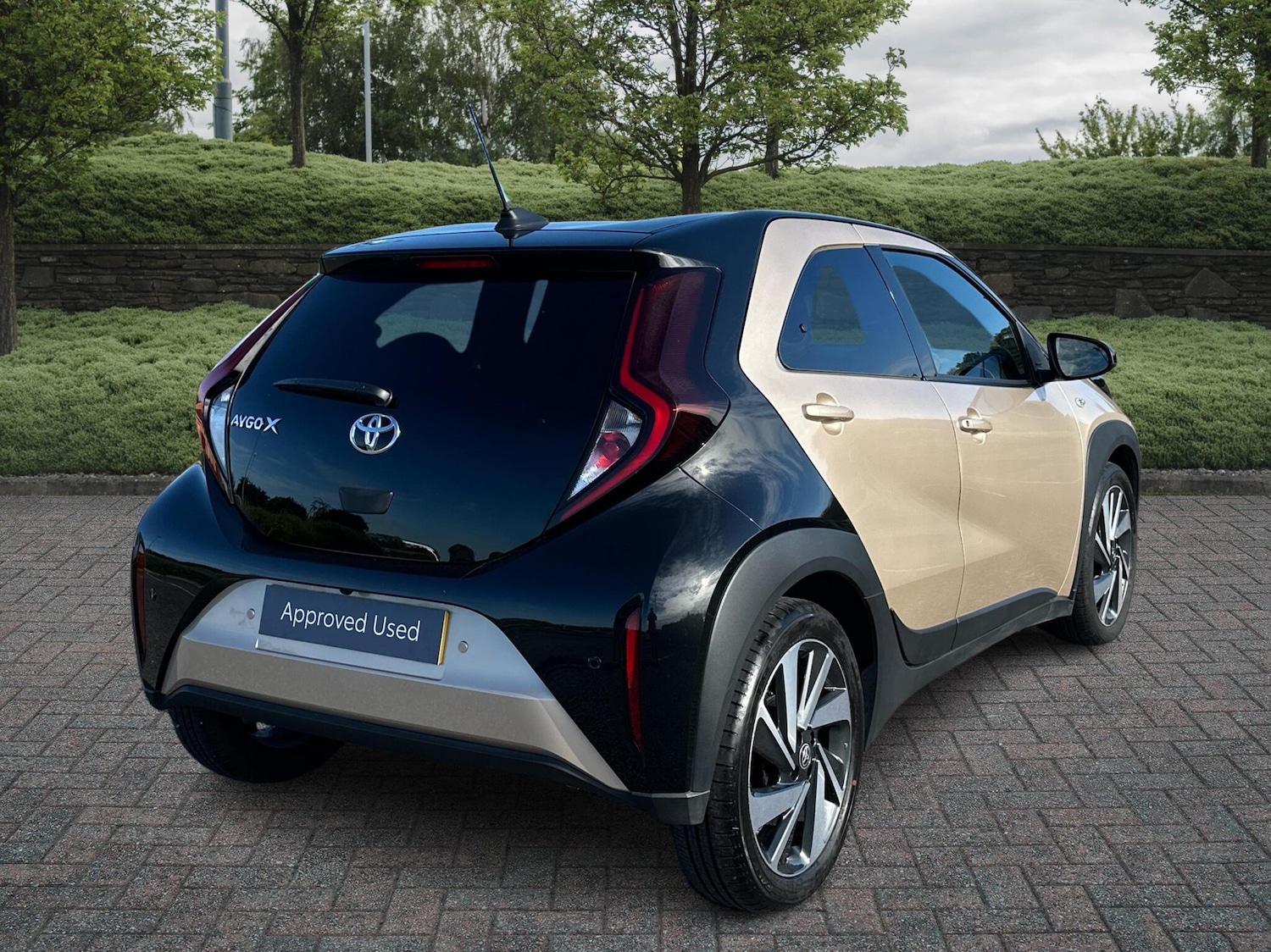 Used Toyota Aygo X 2024 for sale - 75979499: Photo 2