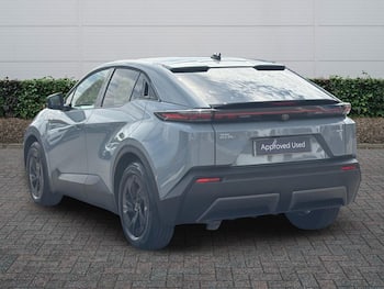 Used Toyota C-HR 2026 for sale - 79454632: Photo