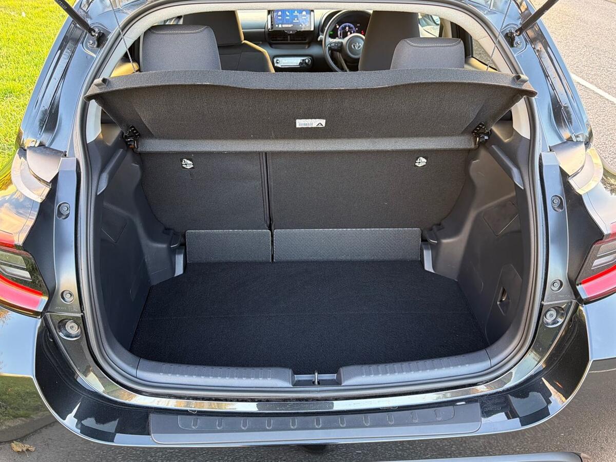 Used Toyota Yaris 2025 for sale - 76500894: Photo 10