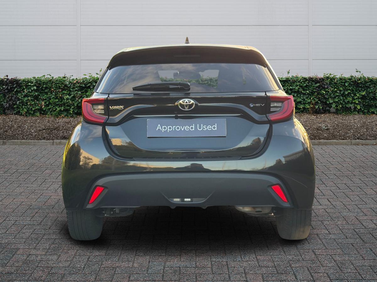 Used Toyota Yaris 2025 for sale - 76500894: Photo 4