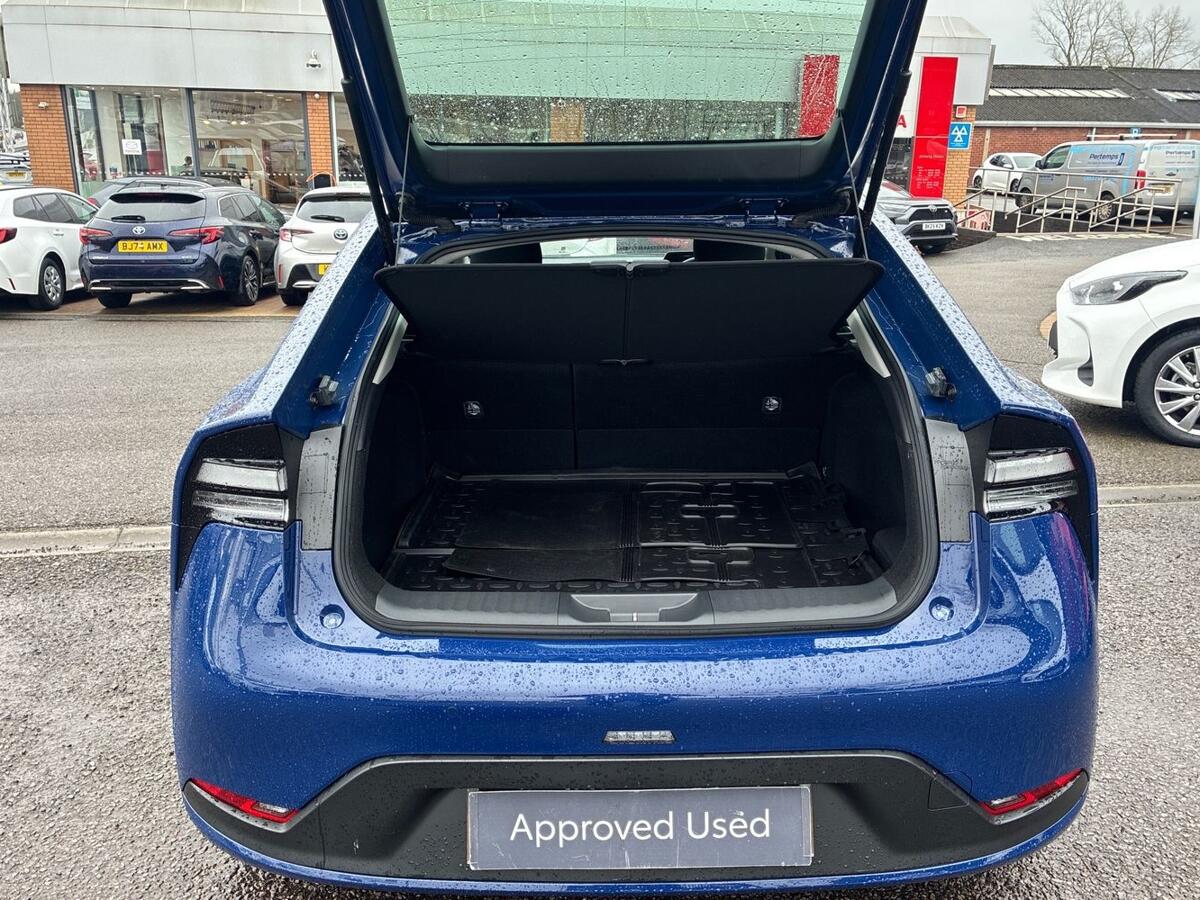 Used Toyota Prius 2025 for sale - 77941537: Photo 10