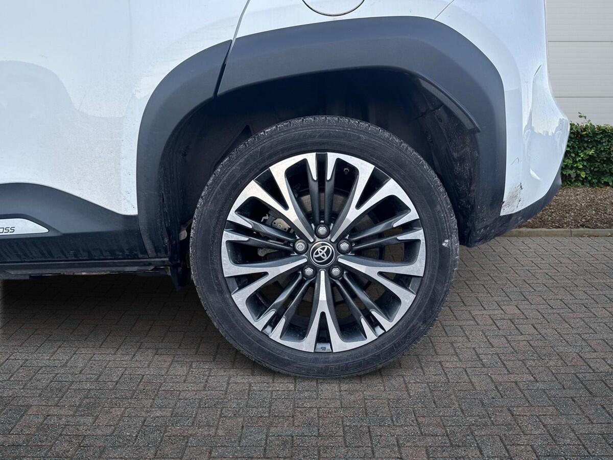 Used Toyota Yaris Cross 2023 for sale - 76800714: Photo 6