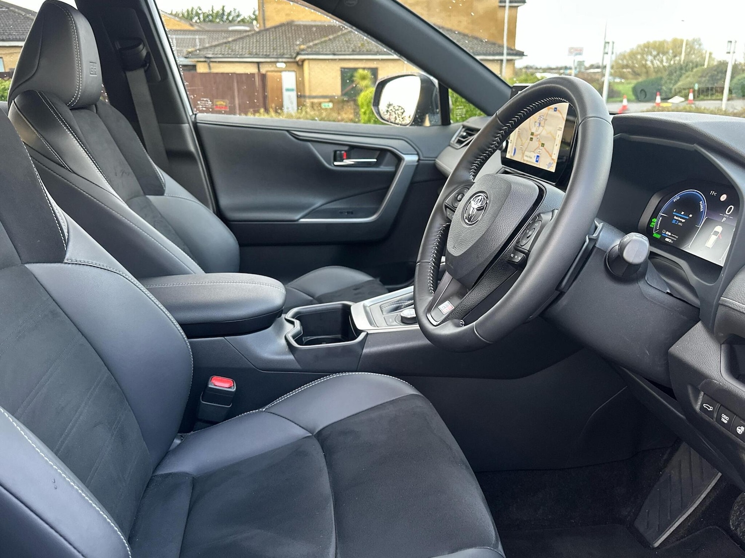 Used Toyota RAV4 2025 for sale - 77587924: Photo 11