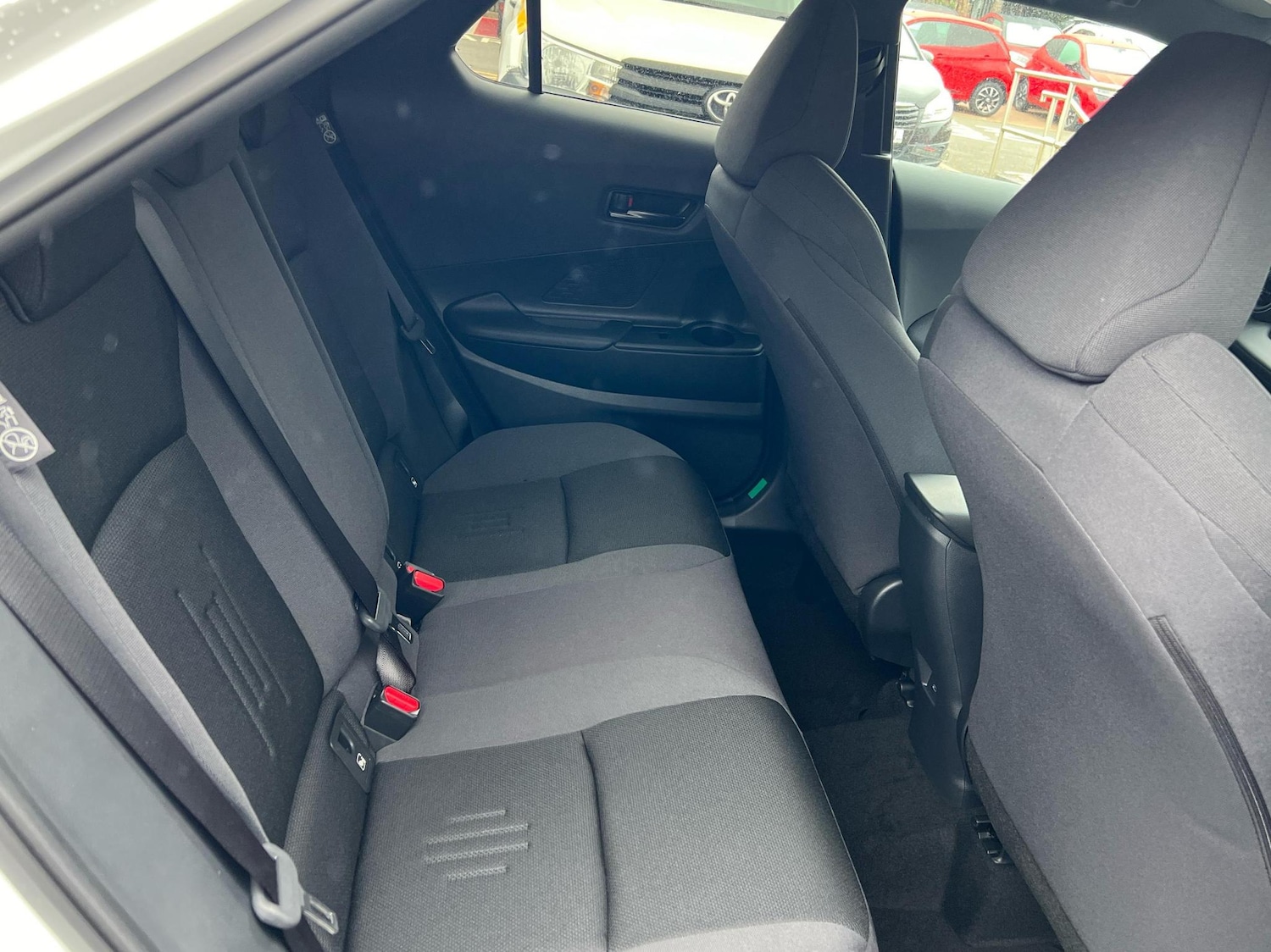 Used Toyota C-HR 2024 for sale - 76111678: Photo 13