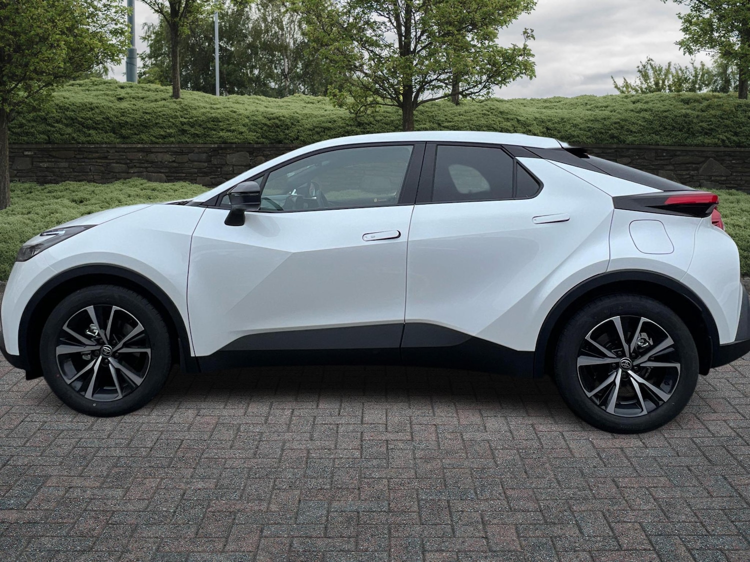Used Toyota C-HR 2024 for sale - 76111678: Photo 17