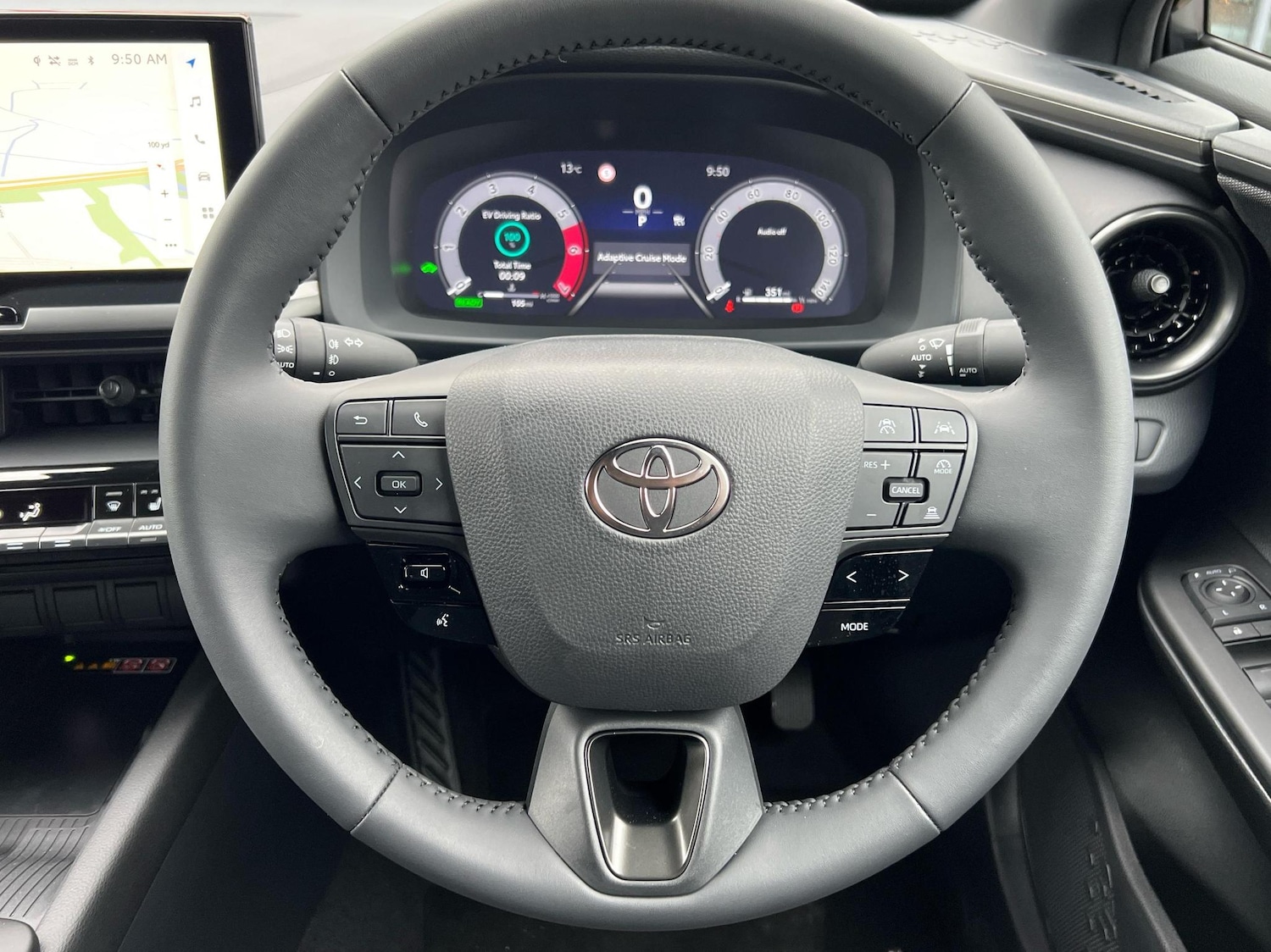 Used Toyota C-HR 2024 for sale - 76111678: Photo 8