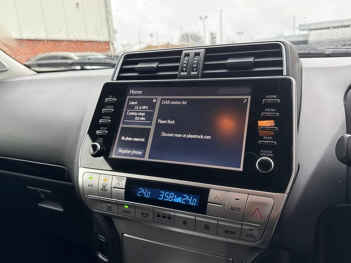 Used Toyota Land Cruiser 2023 for sale - 77959266: Photo 11