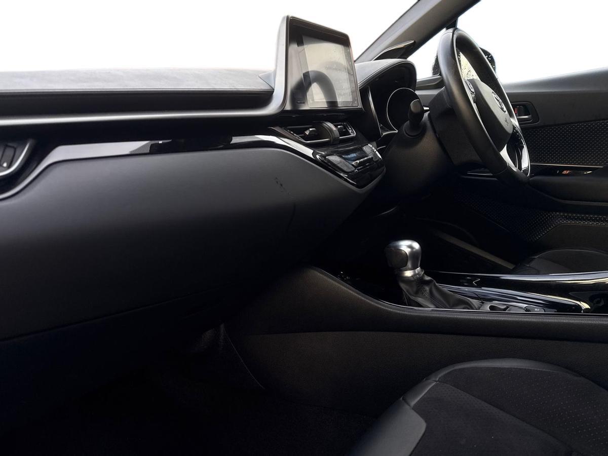 Used Toyota C-HR 2019 for sale - 77959273: Photo 7