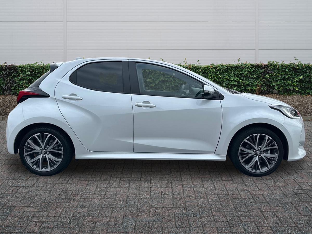 Used Toyota Yaris 2024 for sale - 77724924: Photo 5