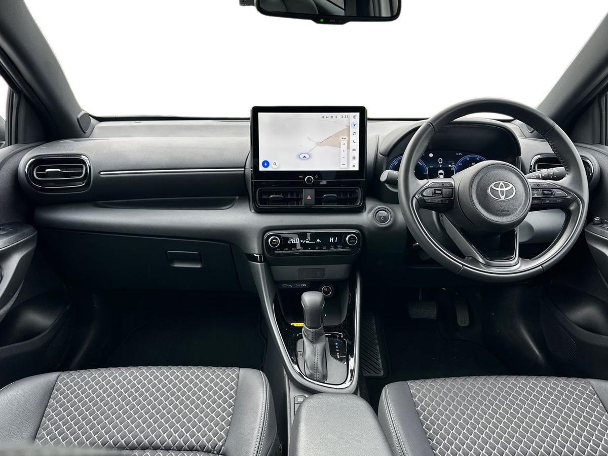 Used Toyota Yaris 2024 for sale - 77724924: Photo 8