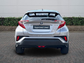 Used Toyota C-HR 2018 for sale - 78990111: Photo