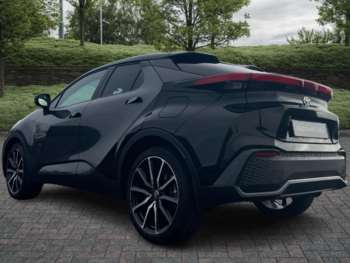 Used Toyota C-HR 2024 for sale - 73330081: Photo
