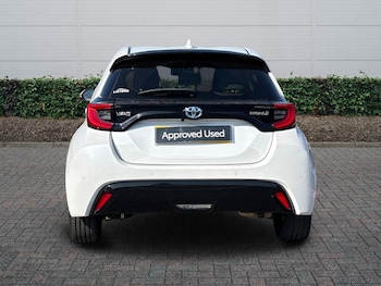 Used Toyota Yaris 2023 for sale - 79305362: Photo