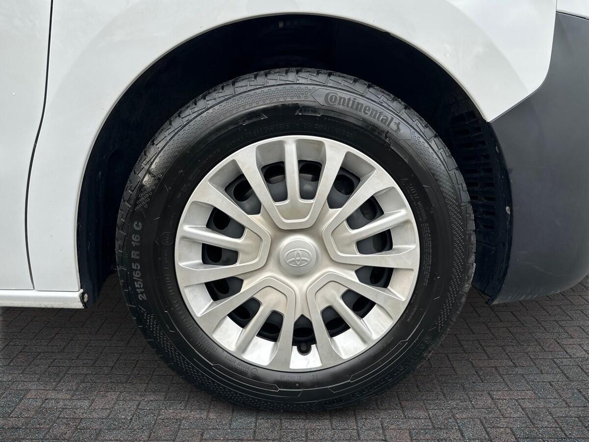 Used Toyota ProAce 2023 for sale - 76800611: Photo 6