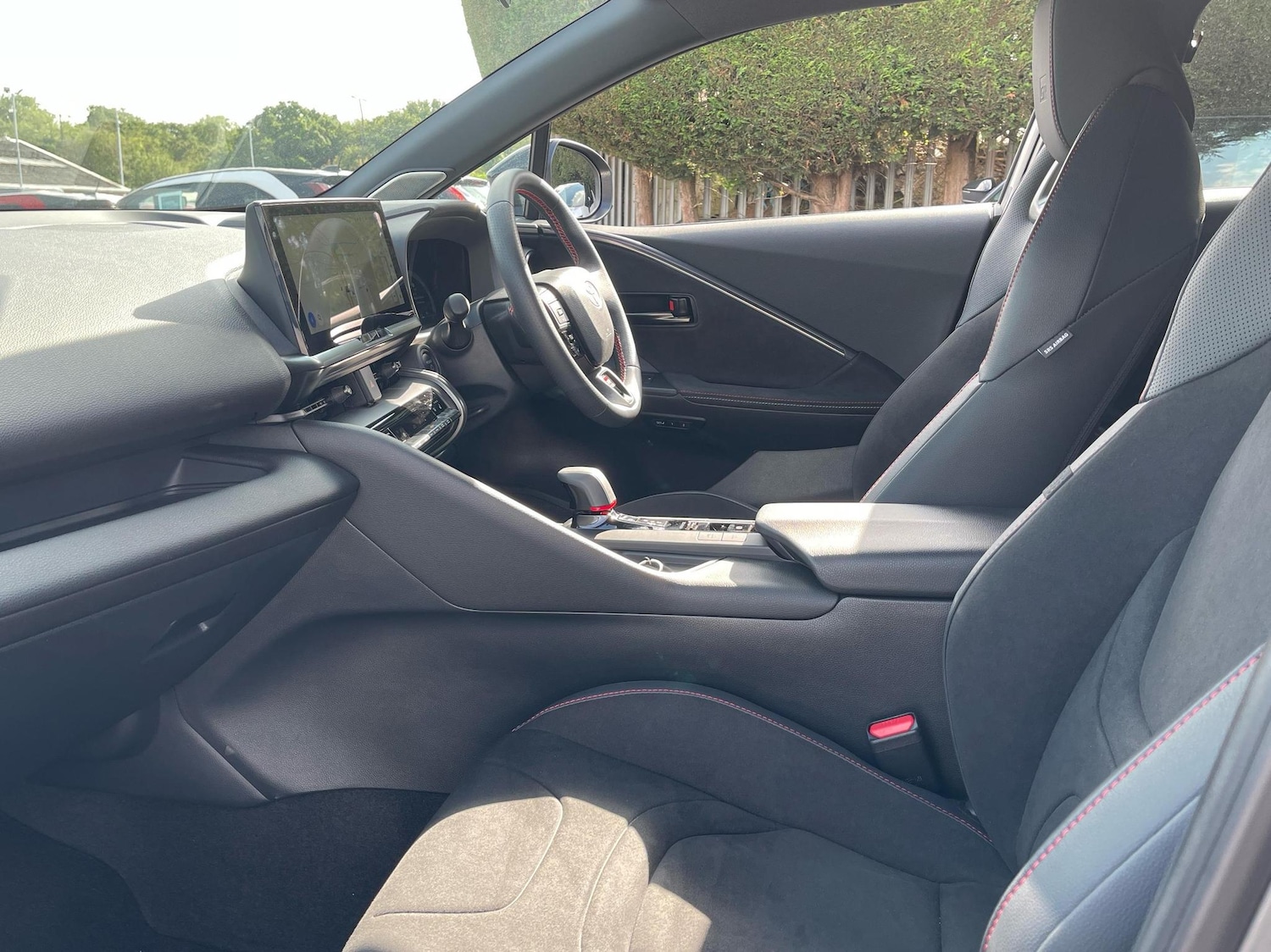 Used Toyota C-HR 2024 for sale - 76139659: Photo 10