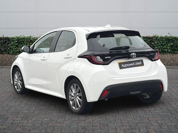 Used Toyota Yaris 2022 for sale - 76486605: Photo