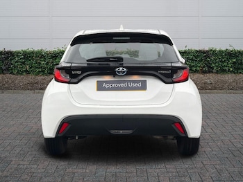 Used Toyota Yaris 2022 for sale - 76486605: Photo